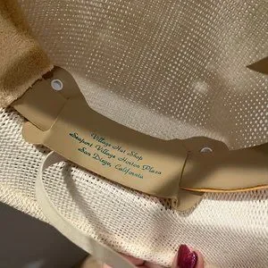 village hat shop | Accessories | Vintage Village Hat Shop  display picture 1